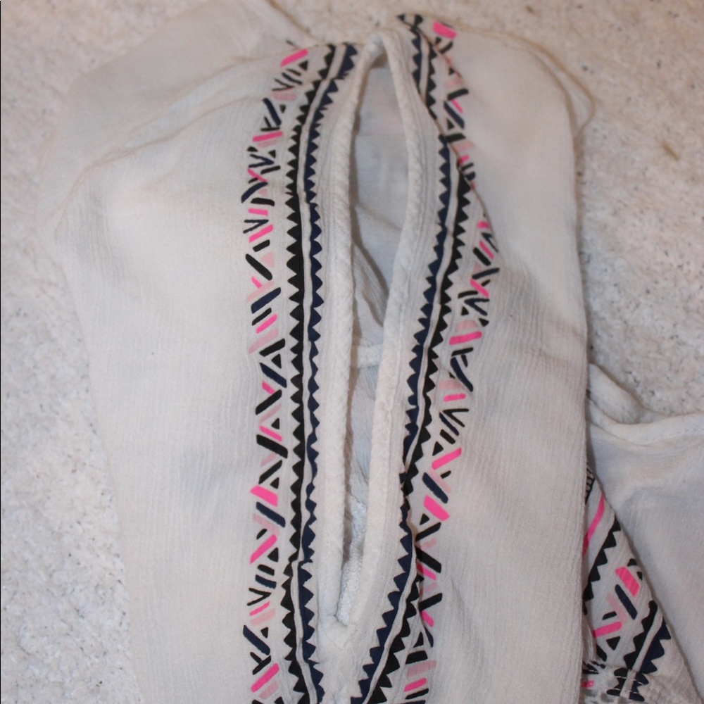 Aeropostale White Crop Top - Picture 3 of 4